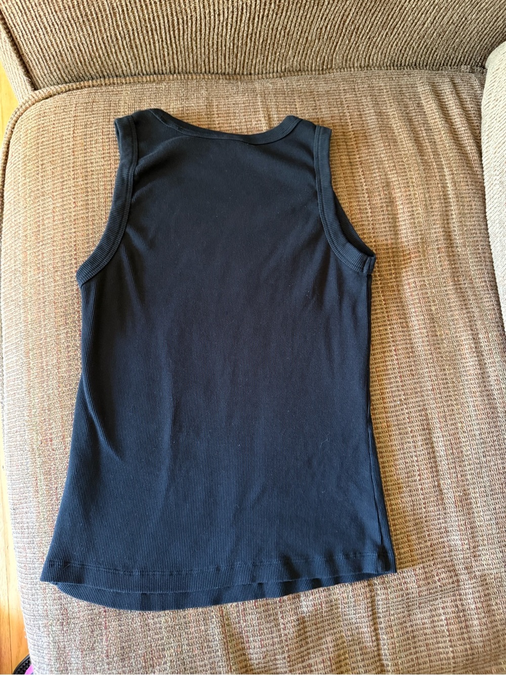 EUC Organic Perfect Rib Tank in Black Size S - Picture 3 of 3